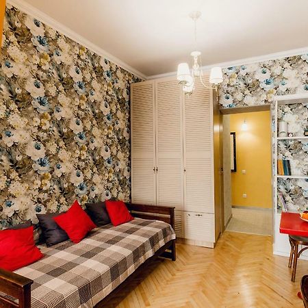 Honey Pie Apartment Lviv Extérieur photo